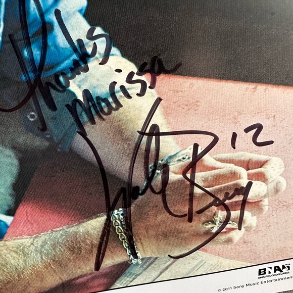 Wade Bowen autographed poster - like new condition - Picture 2 of 2